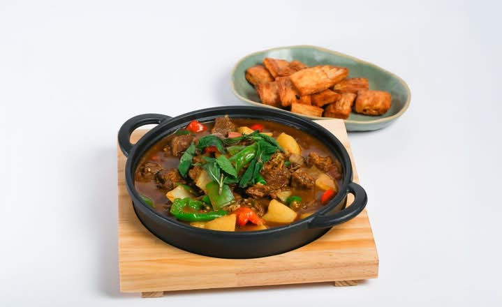 Curry Beef Ribs Pot 浓香咖喱牛肋条